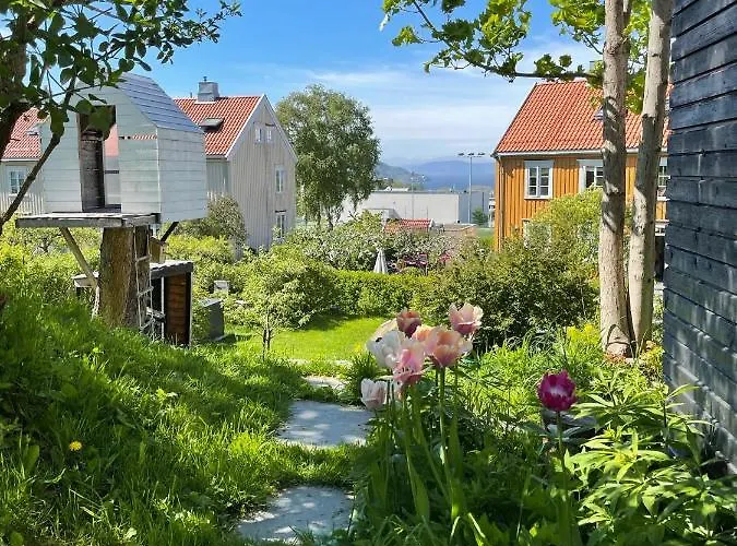 Feriehus Tomannsbolig På Rosenborg *