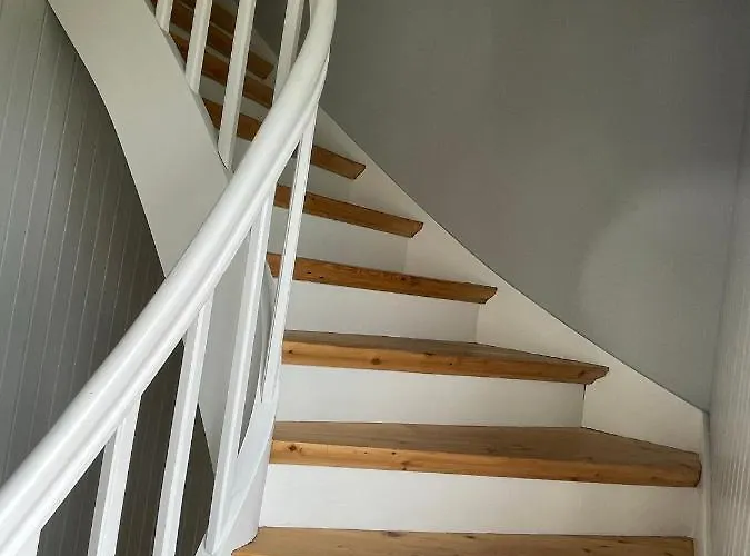 Tomannsbolig Pa Rosenborg *