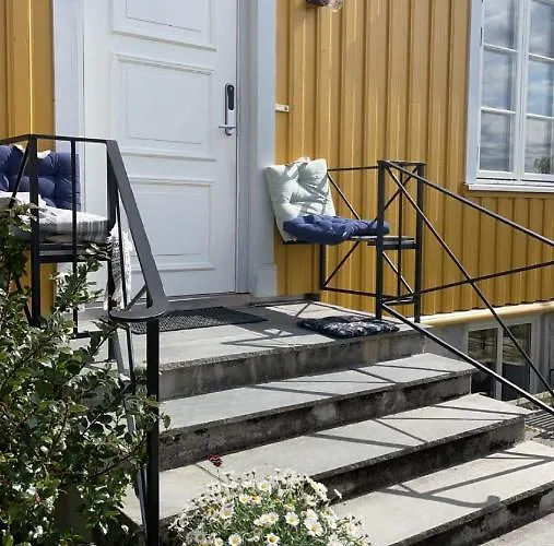 Tomannsbolig Pa Rosenborg Prázdninový dům Trondheim