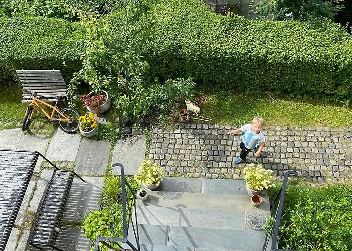 Tomannsbolig Pa Rosenborg * Trondheim