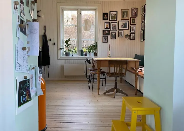 Tomannsbolig Pa Rosenborg * Trondheim