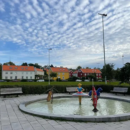 度假居 Tomannsbolig Pa Rosenborg *